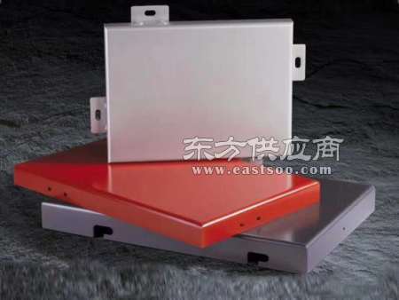 遼寧錐形鏤空鋁單板生產廠家 打造藝術與功能兼?zhèn)涞匿X單板與鋁塑復合板